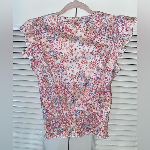 1.STATE Dainty Floral Smocked Blouse - Picture 8 of 8